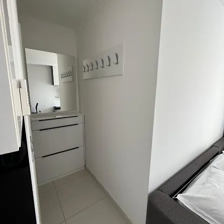 Bellissima By The Sea