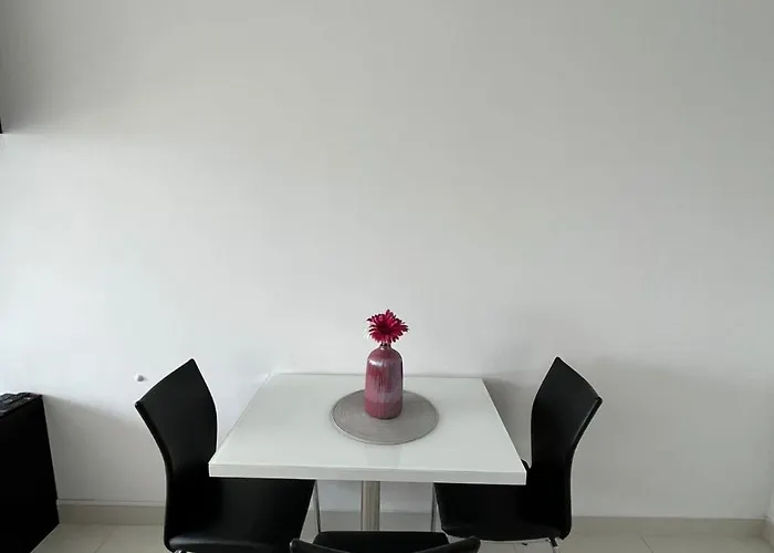 Bellissima By The Sea * Makarska