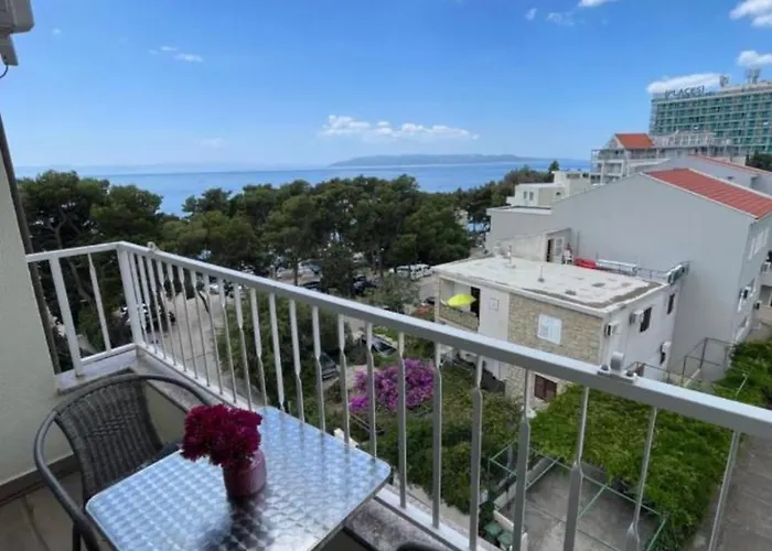 Bellissima By The Sea * Makarska