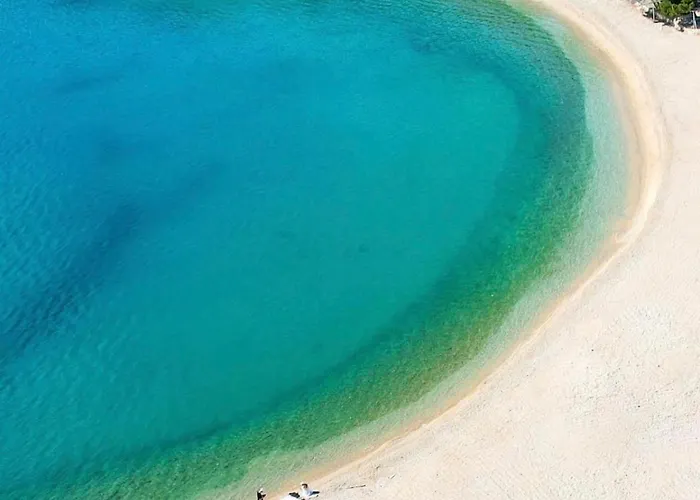 Bellissima By The Sea