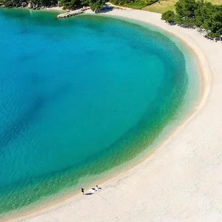 Bellissima By The Sea