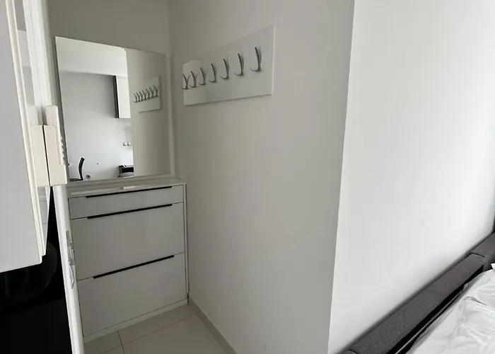 Bellissima By The Sea